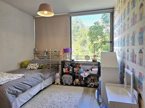 Departamento En Venta De 4 Dorm. En La Reina