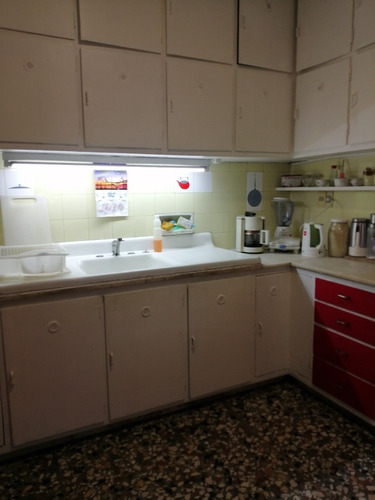 Gran Casa, Padrón Único, Fondo, A Metros De La Playa