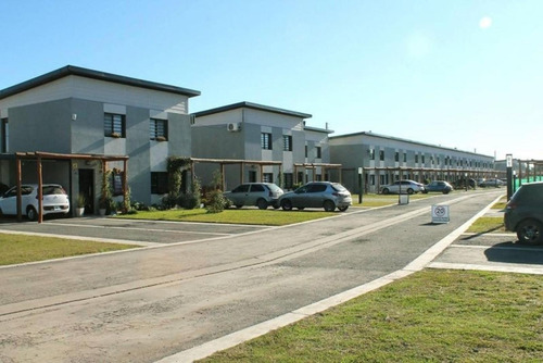 Imagen 1 de 14 de B° Cerrado Con U$s 8990 X 3 + Pesos 10ctas $125894 Compre Y Mudese Ya !! S/rta25 Umbrales De La Merced