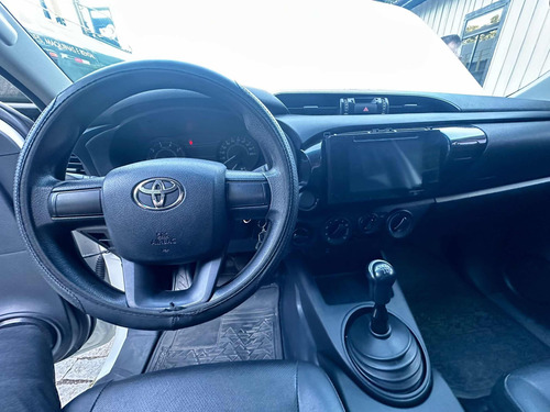 Toyota Hilux 2.8 Tdi Std Cab. Simples 4x4 2p