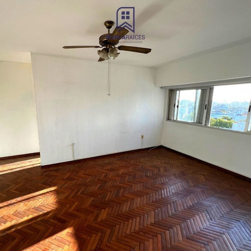 Imagen 10 de 19 de Venta Apartamento 1 Dormitorio Centro Vista A La Bahia Montevideo