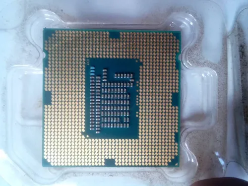 Procesador Intel G2030 (Usado)