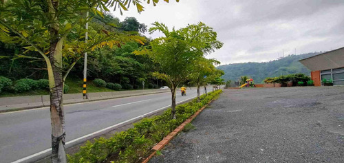 Local En Venta En La Autopista Del Cafe/manizales (279056953).