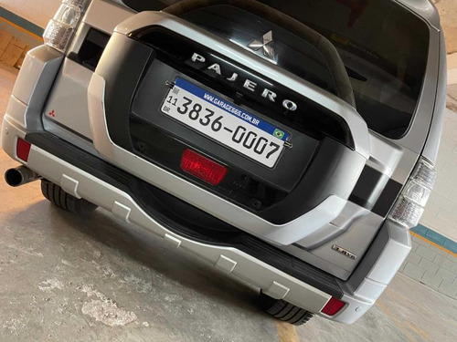 Mitsubishi Pajero Full 3.8 HPE 4X4 V6 24V GASOLINA 4P AUTOMÁTICO