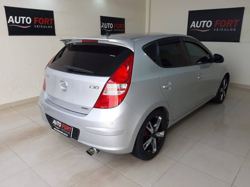 Imagem 6 de 11 de Hyundai I30 2.0 Mpfi Gls 16v Gasolina 4p Automático
