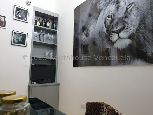 Imagen 19 de 28 de Local En Venta - Urb Miranda - 23-18366 Lrf 04128049913