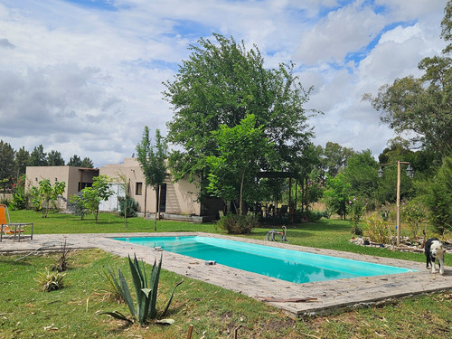 Casa Quinta En Venta En Estancia Las Malvinas, Coronel Brandsen, G.b.a. Zona Sur