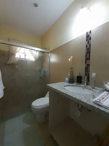Imagen 11 de 21 de Townhouse En Venta - Juanico - Villas Bucare (3526)