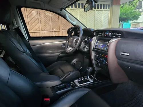 Toyota Fortuner 2.8l