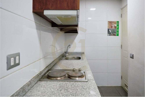 Venta De Departamento A Pasos Del Metro