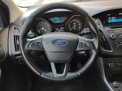 Ford Focus 2.0 SE FASTBACK 16V FLEX 4P POWERSHIFT