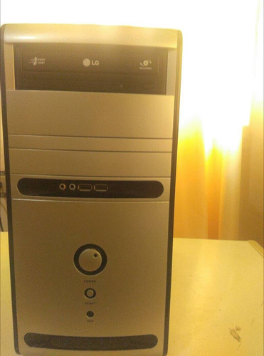 Computador Core 2 Quad Q8400 4gb Ram 1gb Video 500gb Dd