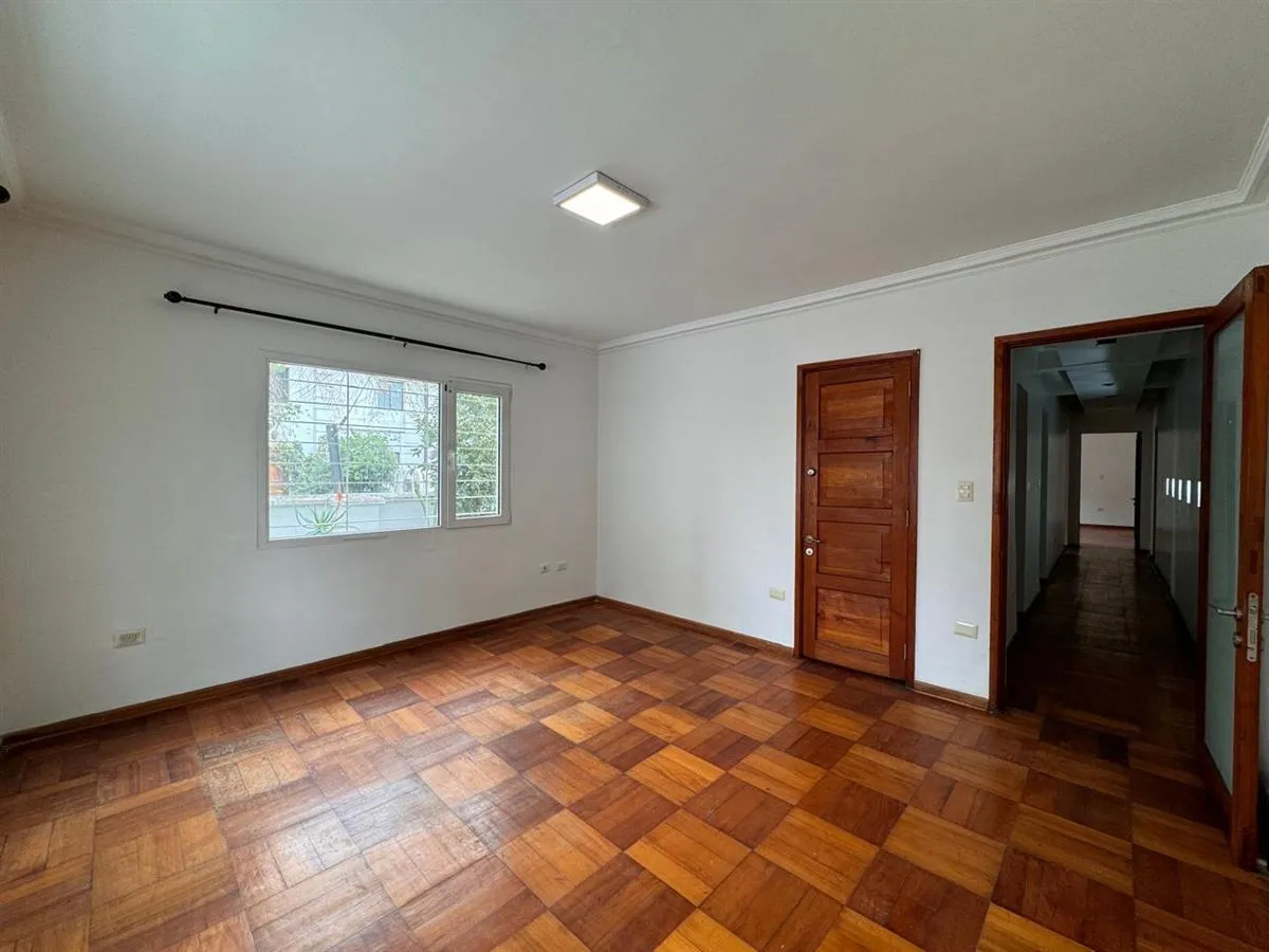 Imagen 2 de 30 de Casa En Arriendo De 4 Dorm. En Providencia