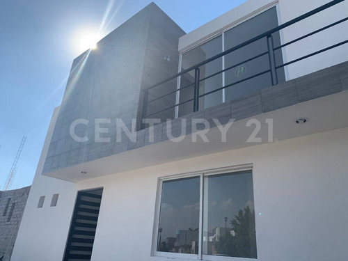 Casa Nueva En Palma Mallorca, Celaya, Gto.