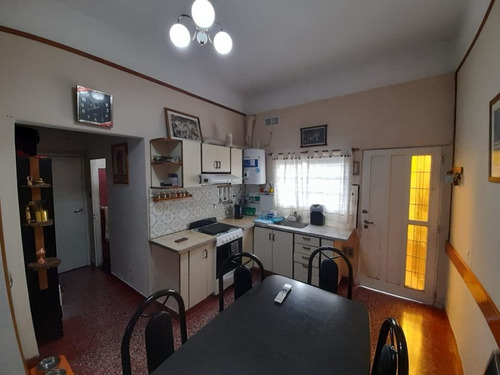 Imagen 2 de 9 de Casa En Venta En Ituzaingo Norte