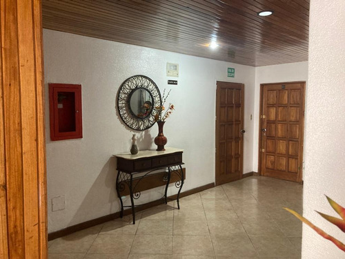 Imagen 5 de 15 de En Venta Bello Apartamento En El Cigarral El Hatillo Caracas