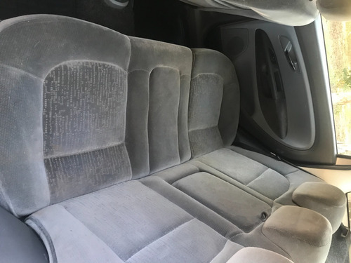 Fiat Linea 2012 1.8 16v Essence Flex Dualogic 4p