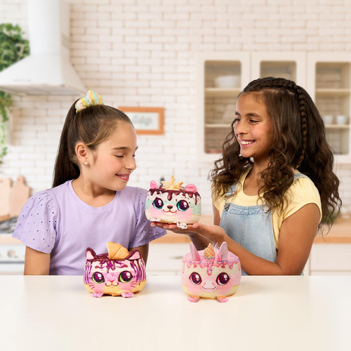 Peluche Interactivo Freezy Cakez Mezcla Y Decora Tu Amigo