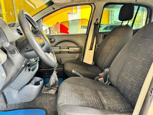 Fiat Uno 1.0 EVO VIVACE 8V FLEX 4P MANUAL