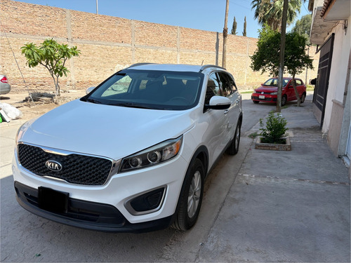 Kia Sorento 2.4 Lx At