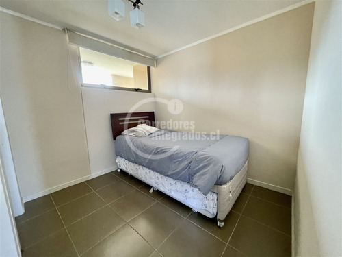 Departamento En Venta De 3 Dorm. En Algarrobo