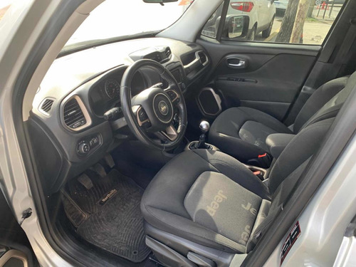 Imagen 9 de 15 de Jeep Renegade 2016 1.8 Sport Plus Automania