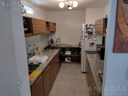 Imagen 9 de 15 de Venta - Departamento Con Cochera En La Nazarena - Bayugar Negocios Inmobiliarios