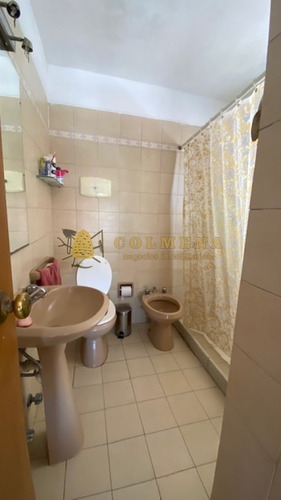 Apartamento De 1 Dormitorio En Peninsula A Una Cuadra De La Rambla Mansa.- Ref: 3556
