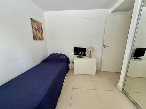 Apartamento En Venta De 2 Dormitorios En Edificio Unique, Pedragosa Sierra
