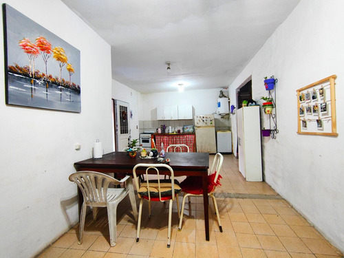 Venta Casa 4 Ambientes Palomar - Moron Permuta