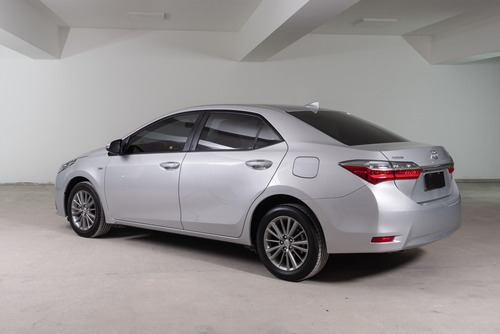 Imagen 3 de 15 de Toyota 2019 Corolla 1.8 Xei L/17