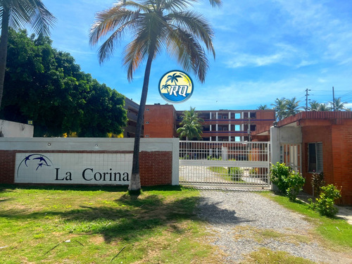 Apartamento En Venta De 3 Habitaciones En Res. La Corina