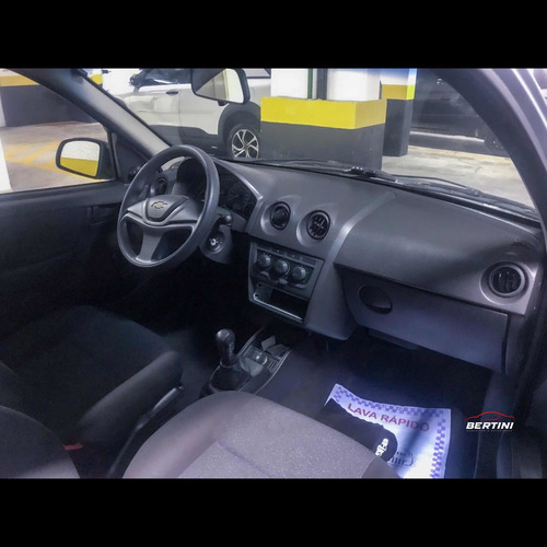 Imagem 5 de 8 de Chevrolet Celta 2012 1.0 Ls Flex Power 3p