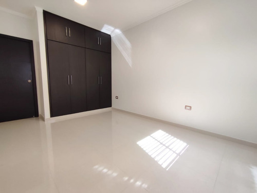 Imagen 7 de 27 de Cv-904 Zona Norte Townhouse En Villa Punta Norte Sector Lago Mar Beach