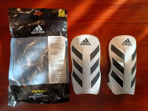 Canilleras adidas clearance usadas
