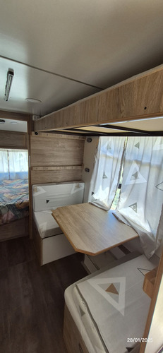 Casa Rodante Lv 450 P/4 Personas