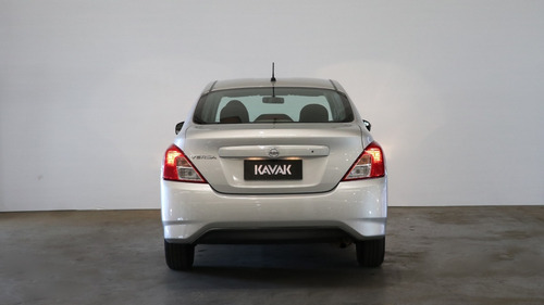 Nissan Versa 1.6 Sense - 138091 - C