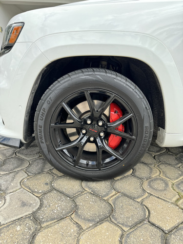 Jeep Grand Cherokee 6.4 Srt-8 At