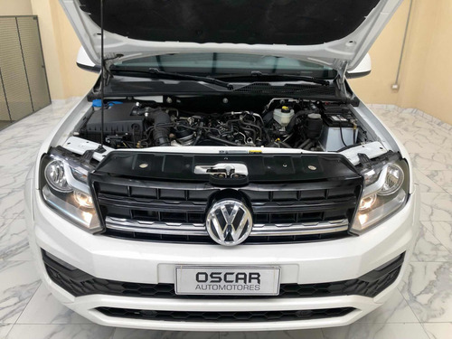 Imagen 8 de 15 de Volkswagen Amarok Comfortline 4x4 180cv Manual Blanca 2017