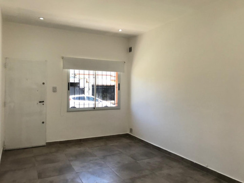 Imagen 3 de 9 de Ph En Planta Baja A Estrenar!!!