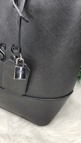 Bolsa Guess Sf903923 Nueva 100 % Original Con Etiqueta