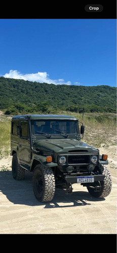 Toyota Bandeirante 3.7 Cab. Simples Longa 2p