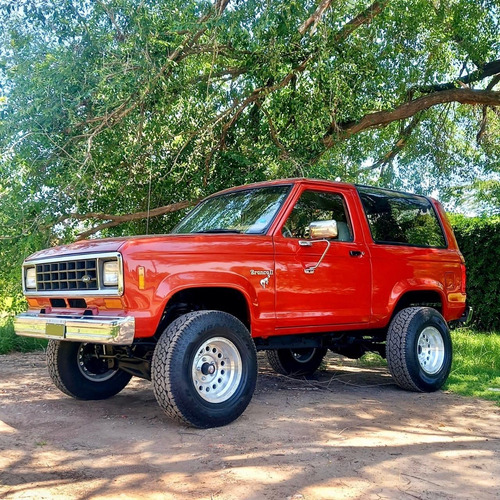 Ford Bronco Xlt v6