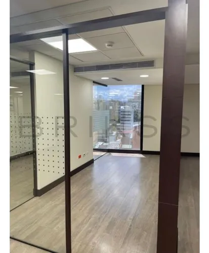 Oficina En Arriendo En El Nogal. Cod A5185