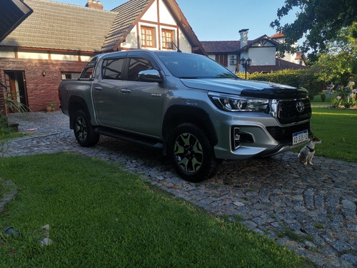 Toyota Hilux 2.8 Cd Srx 177cv 4x4 At 2018