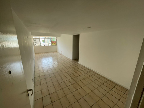 Imagem 13 de 14 de Apartamento Pronto Para Morar, Com 2 Quartos E 1 Suíte, À Venda Em Boa Viagem Na Rua Antônio Falcão | Próximo Ao Carrefour Entre Outras Conveniências