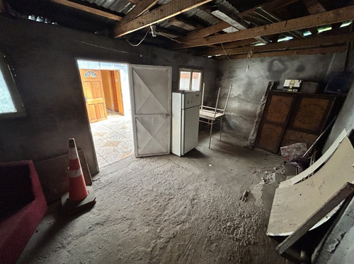 Casa Amplia 3d 2b Con Local Comercial La Pintana