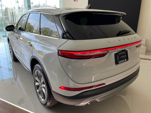 Lincoln Corsair 2021