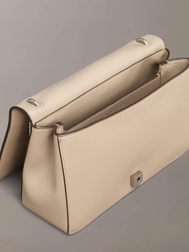 Bolsa Shoulder Café Calvin Klein Monograma Mujer