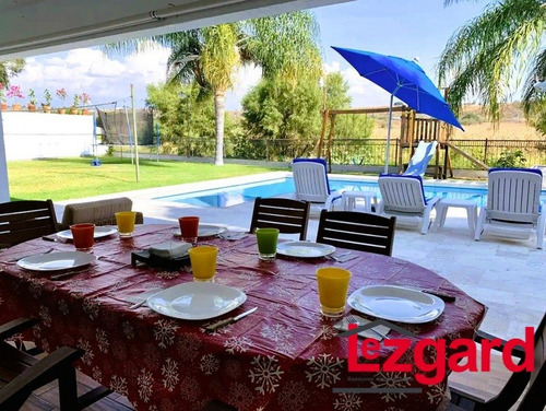 Se Vende Excelente Residencia Campestre En Lomas De Cocoyoc